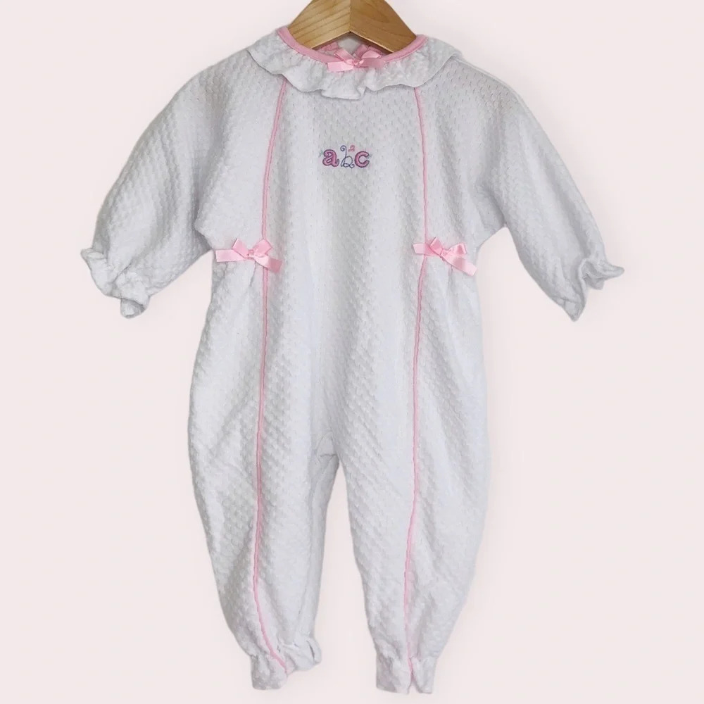 Vintage Lullaby Club romper white‎ basket weave size 6-9 months